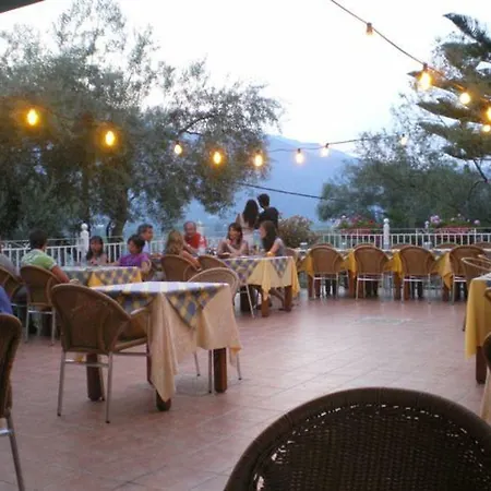 아파트호텔 Ilios & 3*